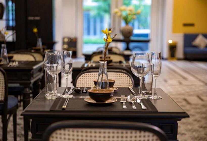 酒店 Ha Long Essence