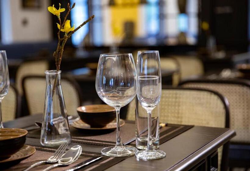 酒店 Ha Long Essence