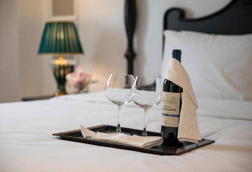 酒店 Ha Long Essence