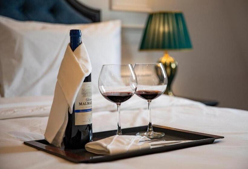 酒店 Ha Long Essence