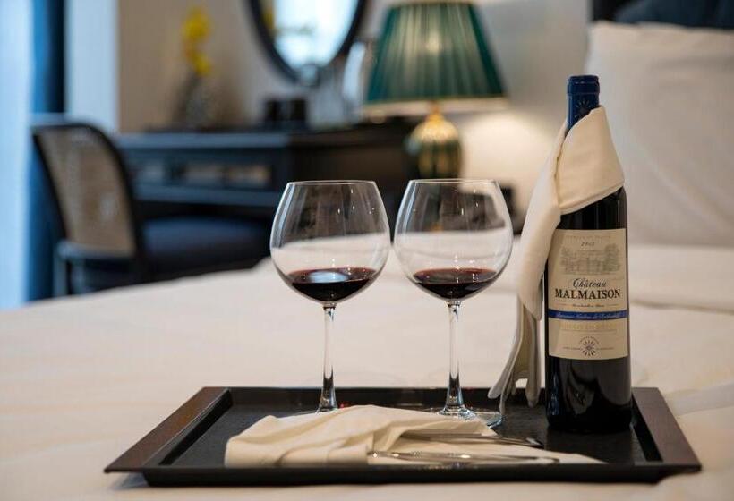 酒店 Ha Long Essence