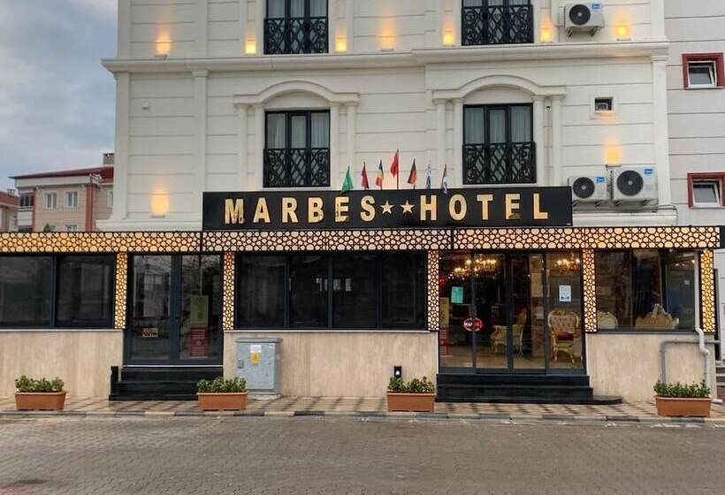 فندق Marbes