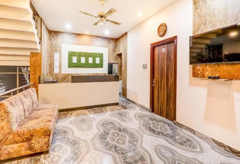 酒店 Oyo 76381 Paradise