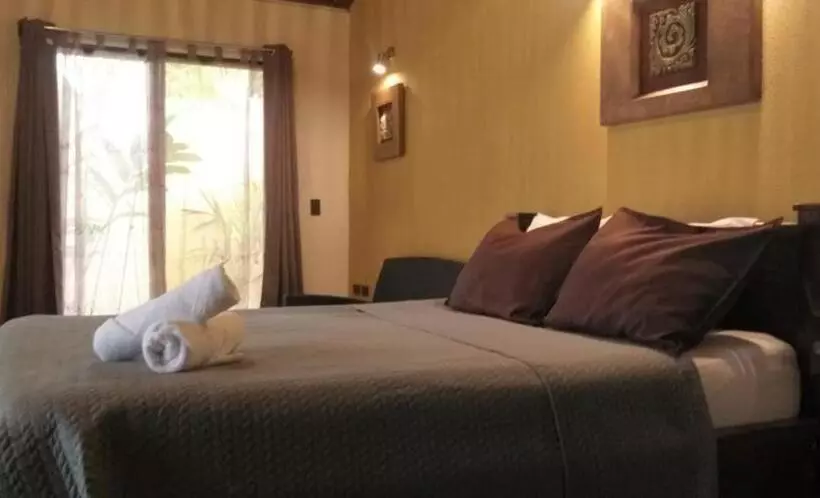 ホテル Tropical Suites & Villas