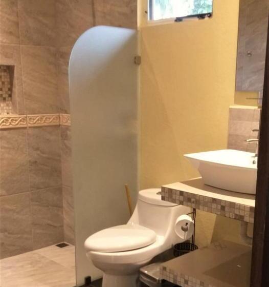 فندق Tropical Suites & Villas