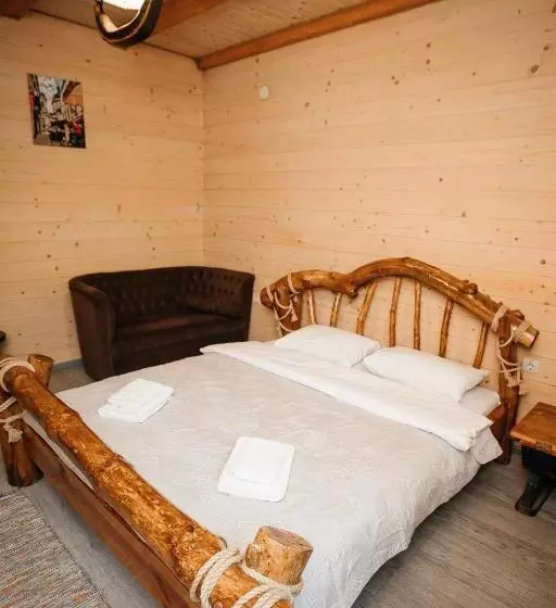 Hotelli Villa Tukhlay