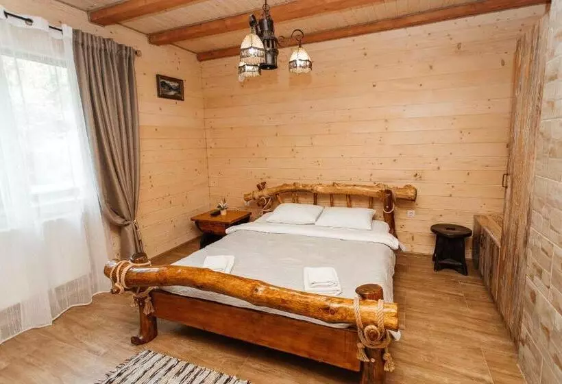 Hotelli Villa Tukhlay