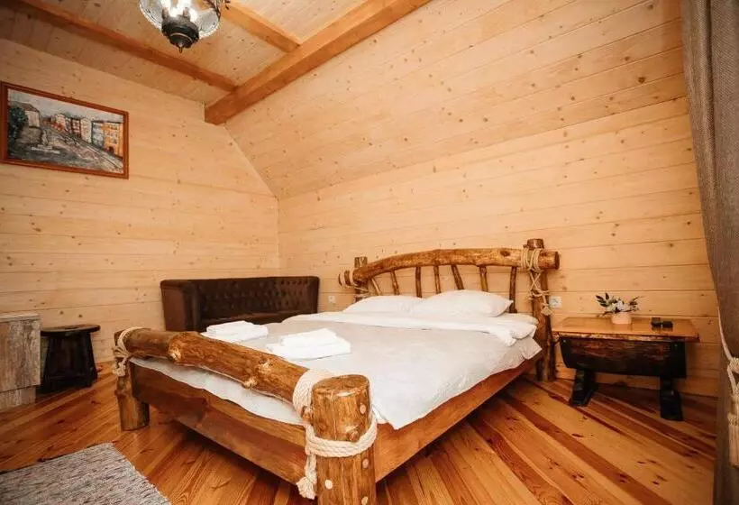 Hotelli Villa Tukhlay