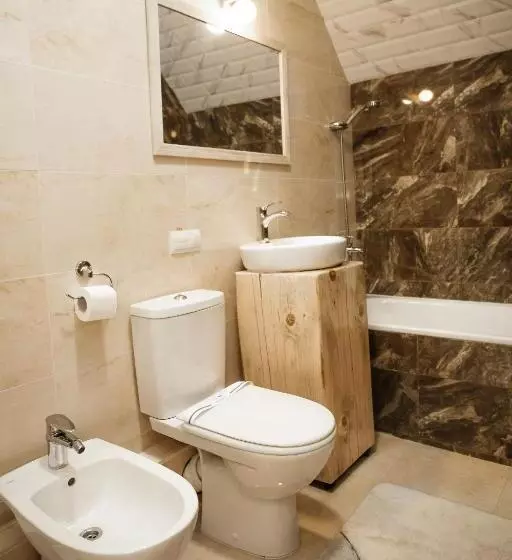 Hotelli Villa Tukhlay