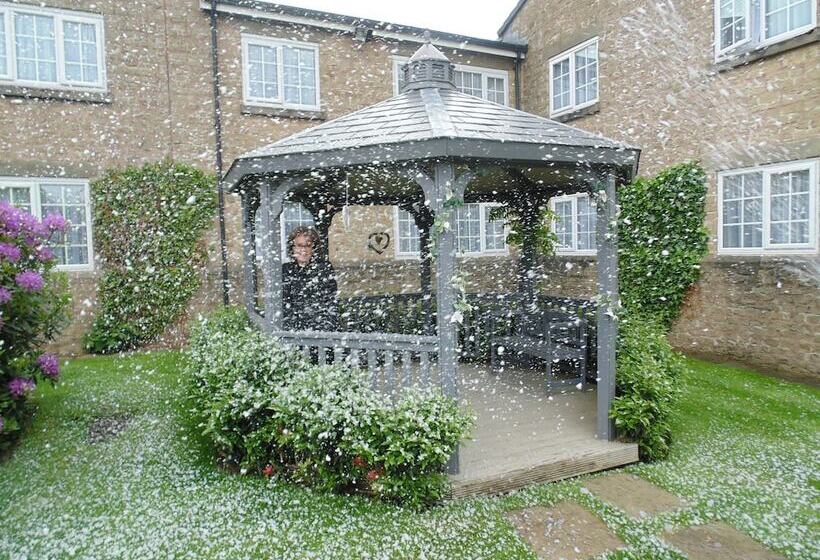 בית מלון כפרי Best Western Plus Lancashire Manor