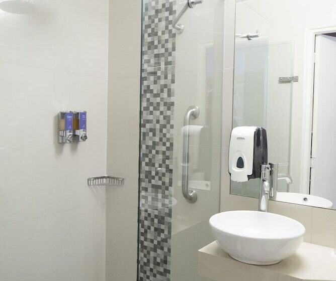 Отель Centro By Casa Andina