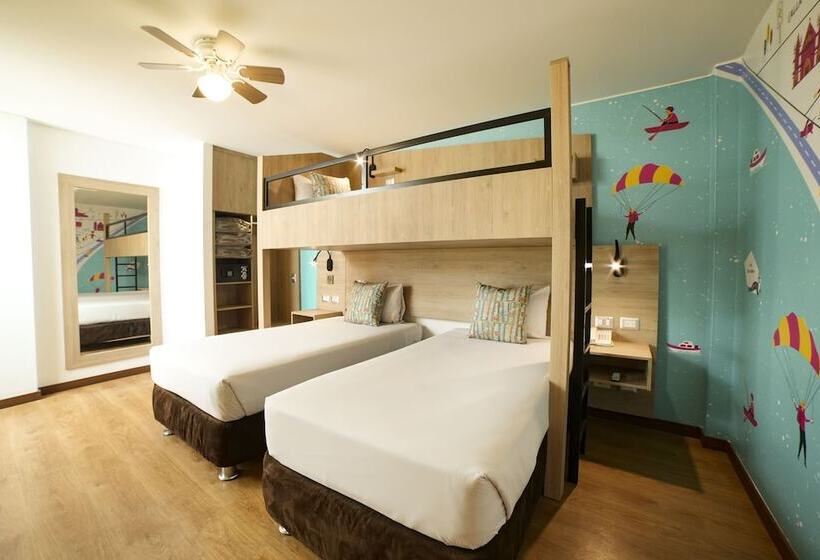 Отель Centro By Casa Andina