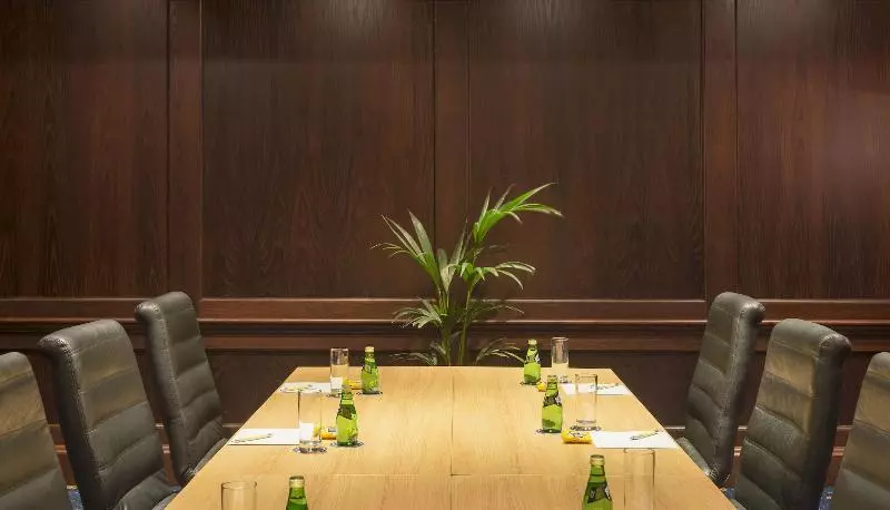 هتل Four Points By Sheraton Bur Dubai