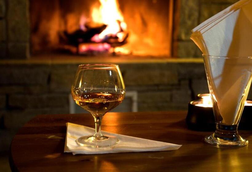 בית מלון כפרי Chaberton Lodge & Spa