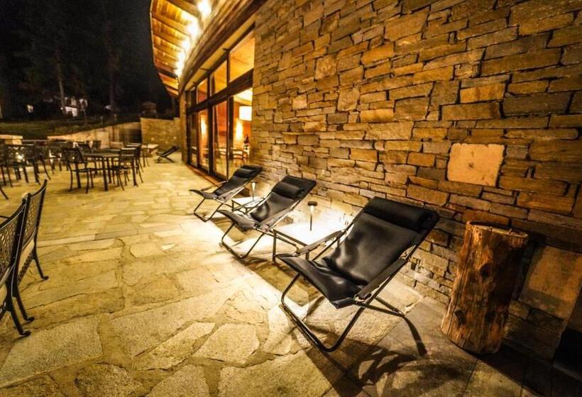 בית מלון כפרי Chaberton Lodge & Spa