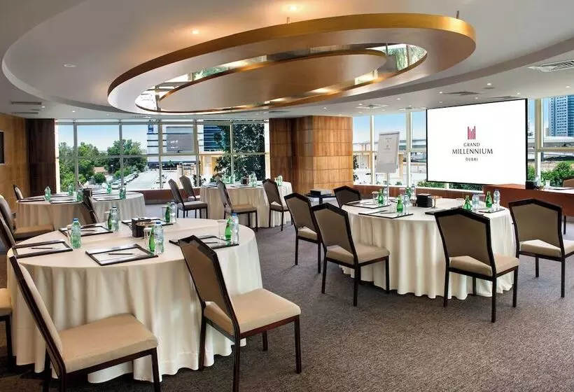هتل Grand Millennium  Dubai