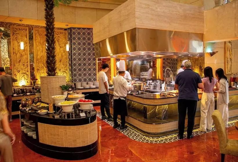 هتل Grand Millennium  Dubai
