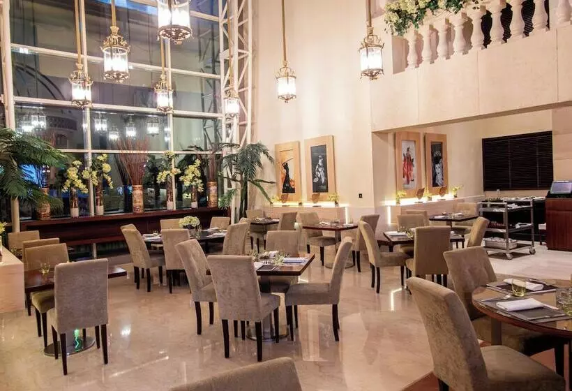 هتل Grand Millennium  Dubai