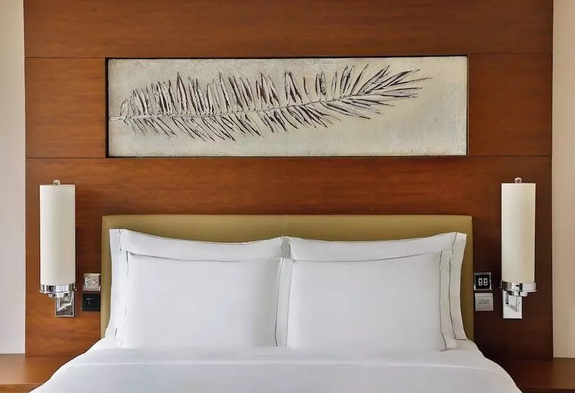 هتل Grand Millennium  Dubai