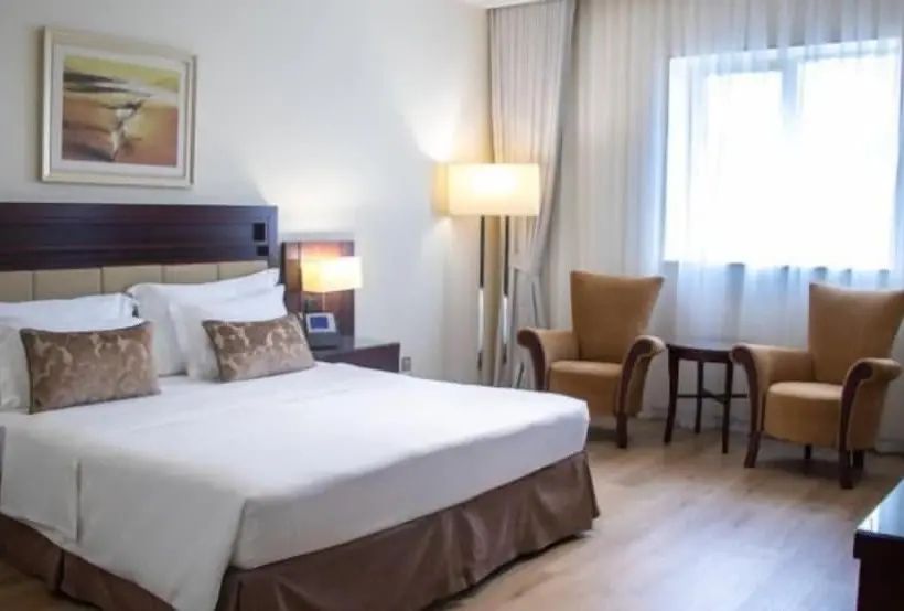 هتل Grand Millennium  Dubai