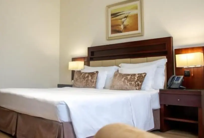 هتل Grand Millennium  Dubai