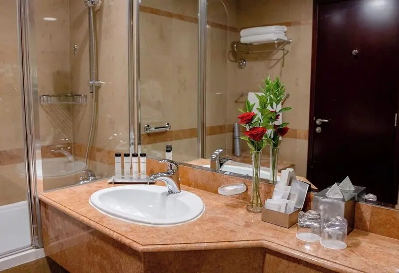 هتل Grand Millennium  Dubai