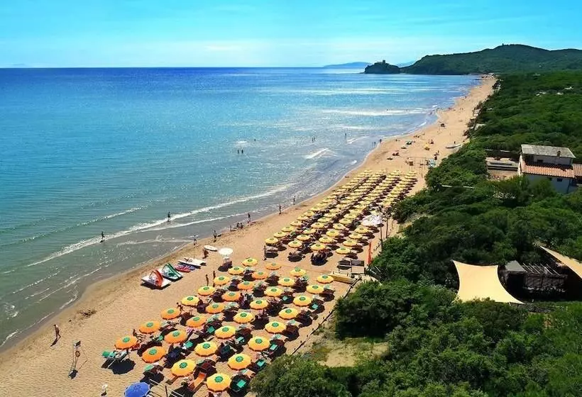 فندق Camping Village Baia Azzurra