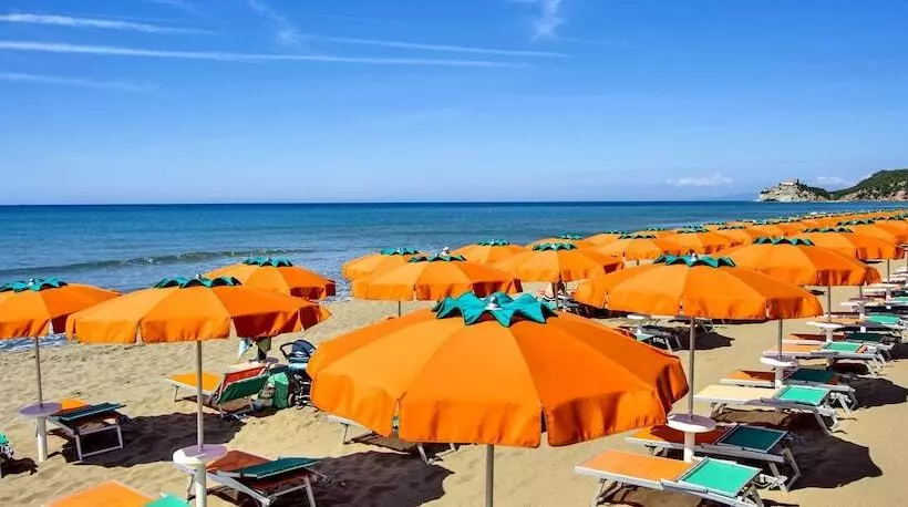 فندق Camping Village Baia Azzurra