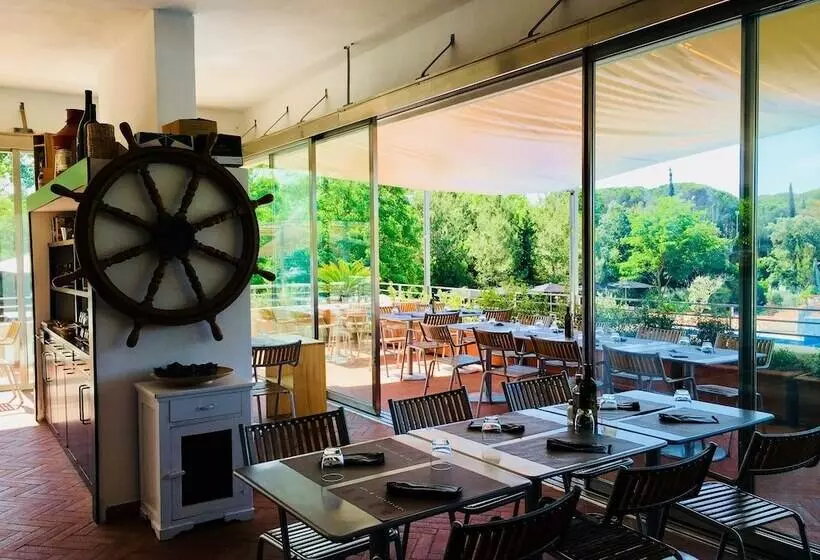 فندق Camping Village Baia Azzurra