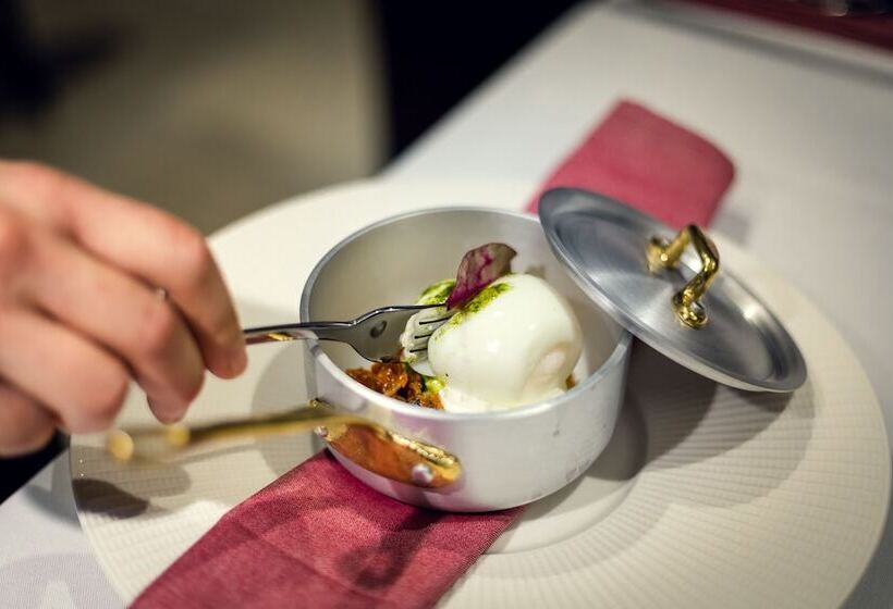 هتل Michelangelo Grand