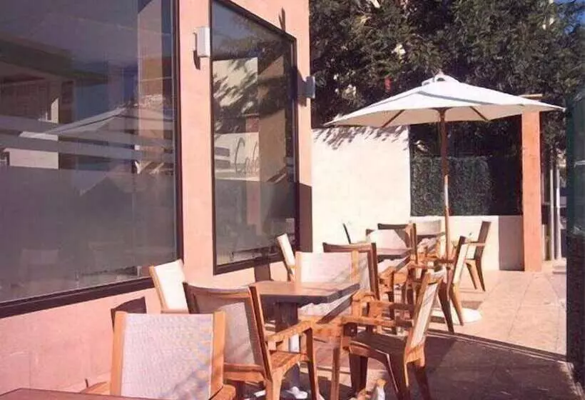 فندق Playa Terreros