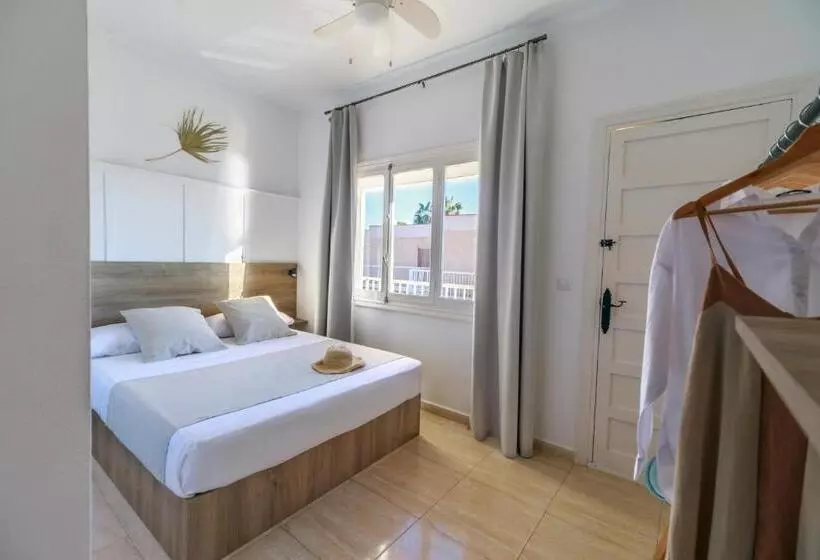 فندق Playa Terreros