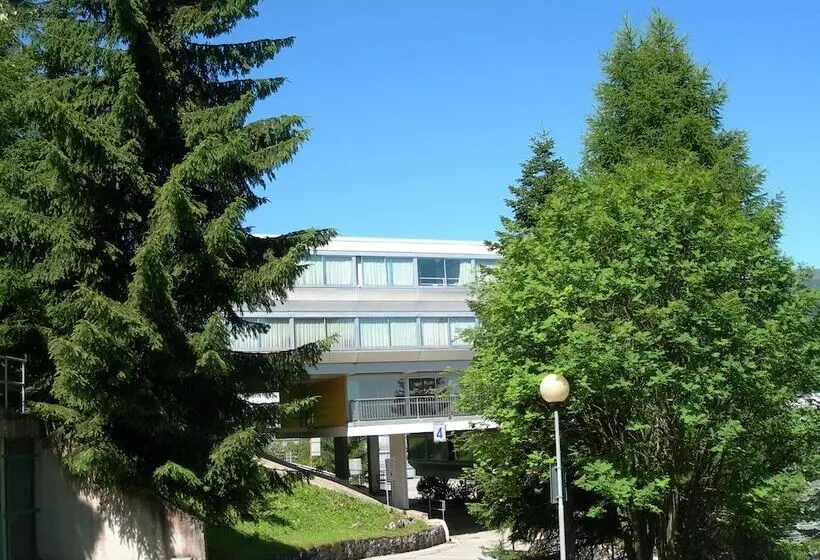 ホテル Residence Albarè