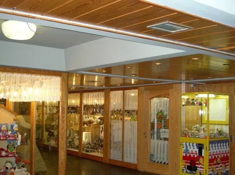 ホテル Residence Albarè