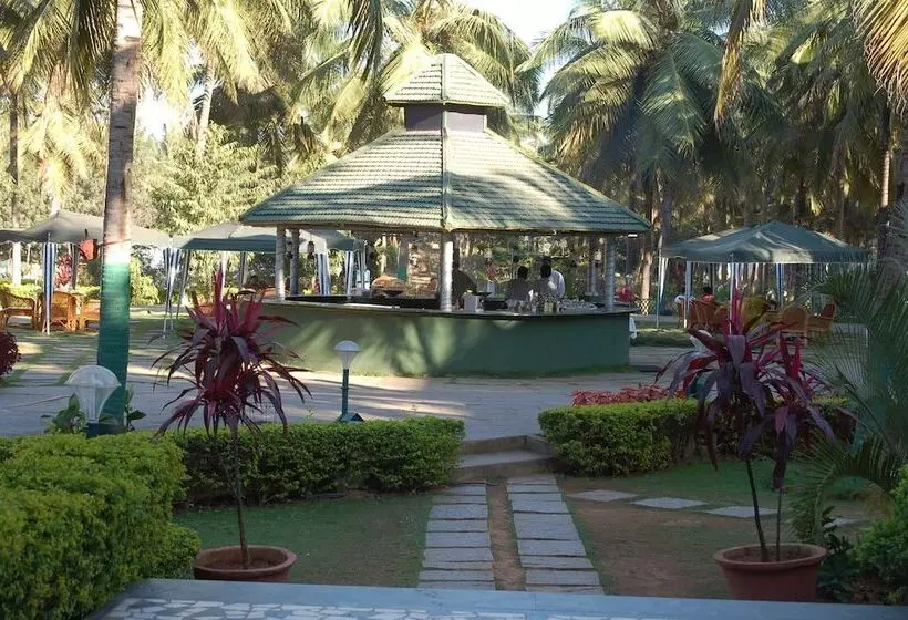 בית מלון כפרי Royal Orchid Resort & Convention Centre, Yelahanka Bangalore