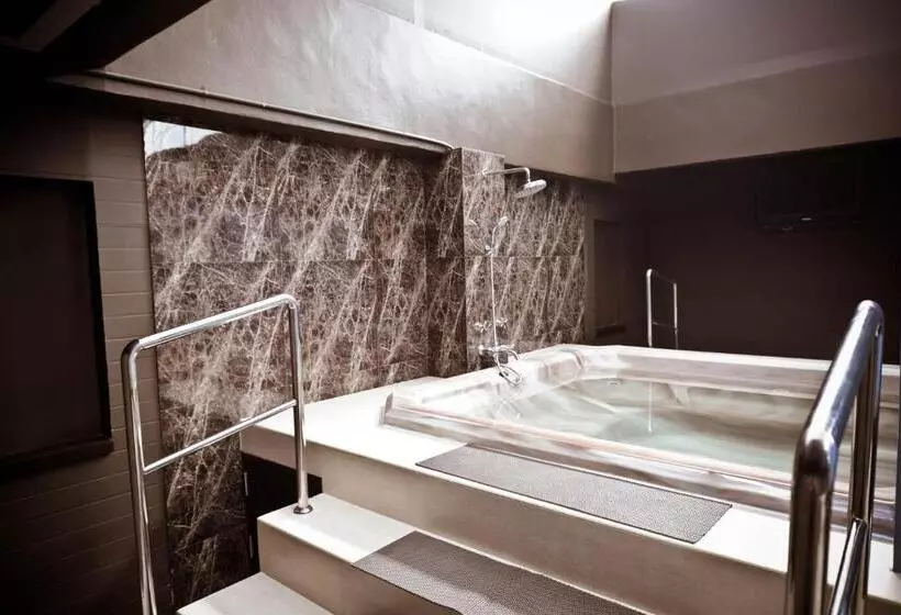 هتل S15 Sukhumvit