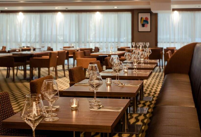 Отель Tallaght Cross