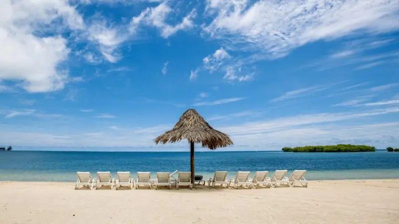 هتل Turquoise Bay Dive & Beach Resort