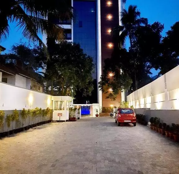 ホテル Iswarya Residency