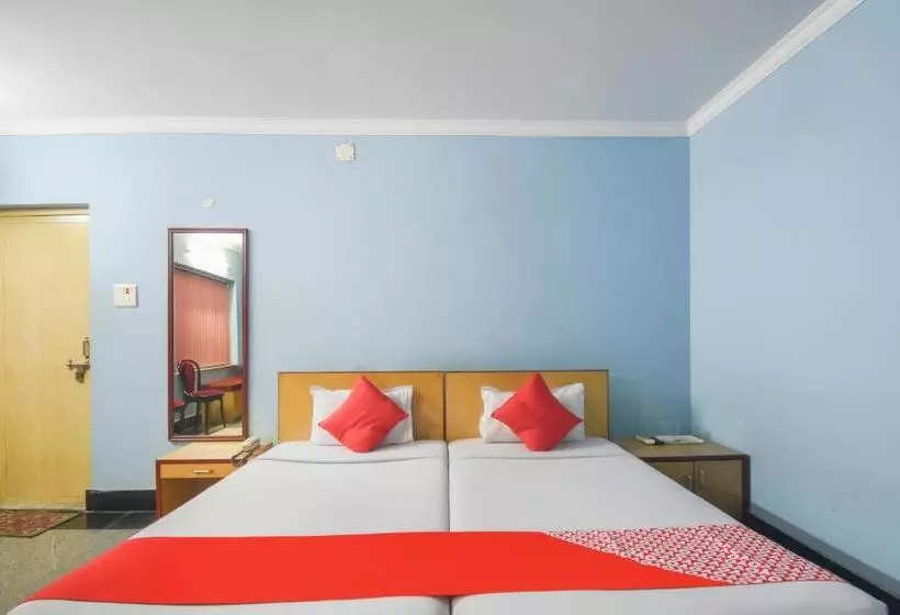 Hotelli Oyo 43488 The Coral
