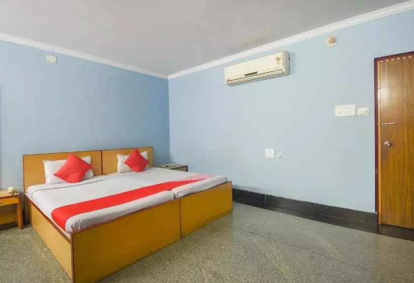 Hotelli Oyo 43488 The Coral