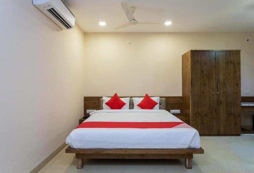 Hotel Oyo 71116  Kanchan Palace