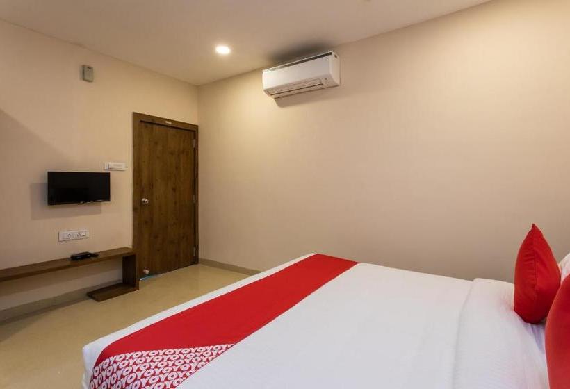 Hotel Oyo 71116  Kanchan Palace