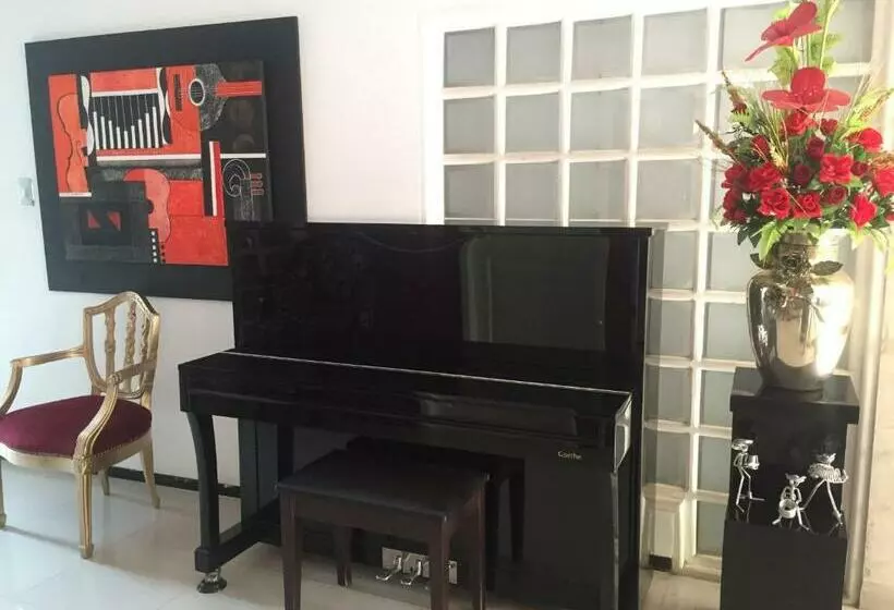 Hotelli Platinum Boutique