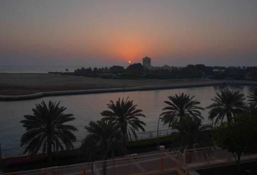 Marina Two Apartment 201 With Direct Sea View