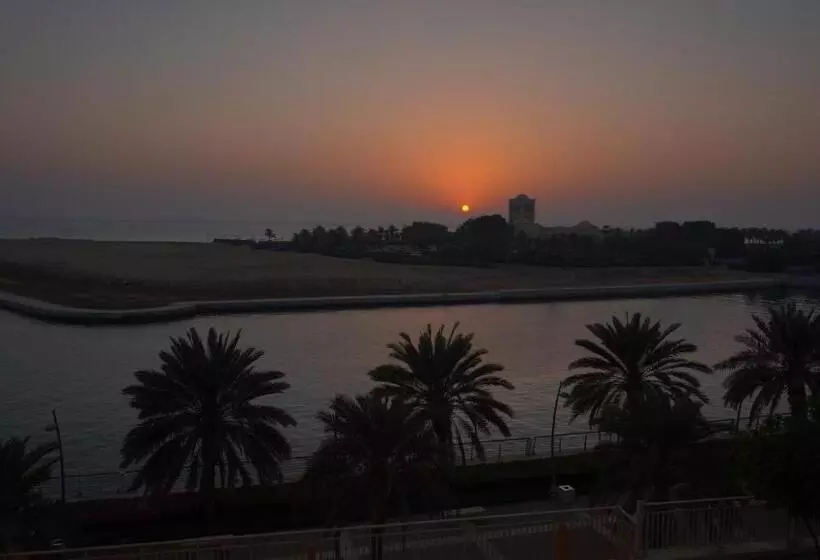 Marina Two Apartment 201 With Direct Sea View