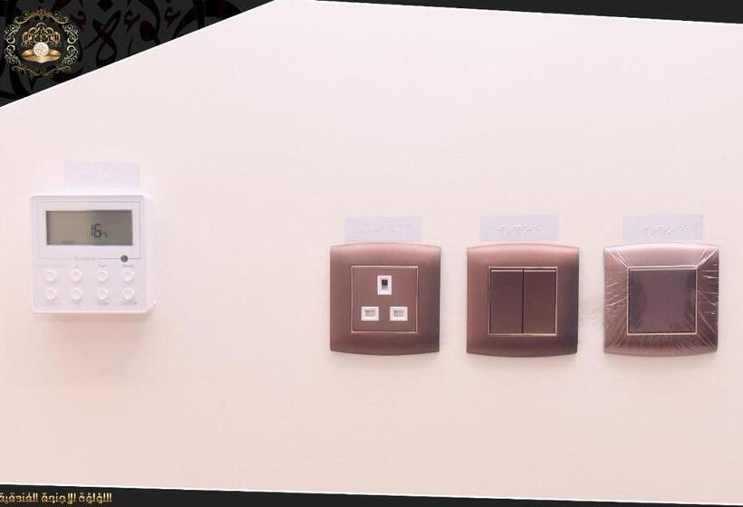 Pearl Palace Hotel Suits