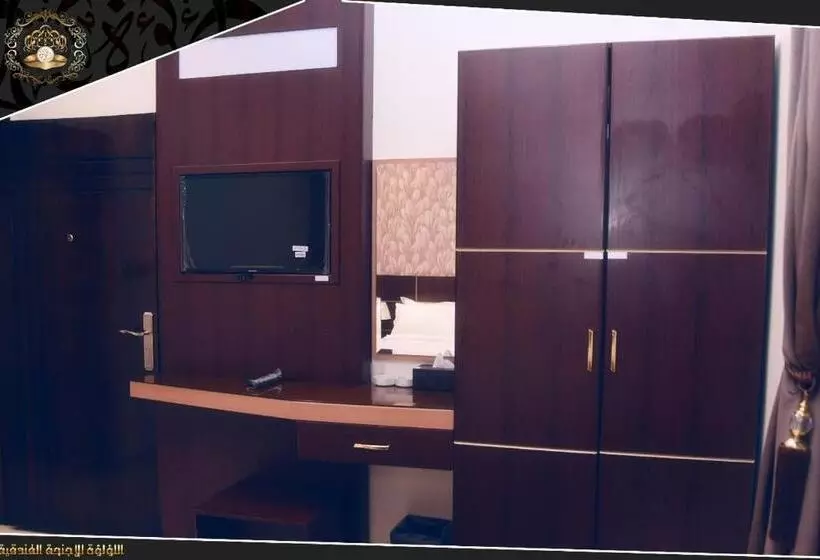 Pearl Palace Hotel Suits