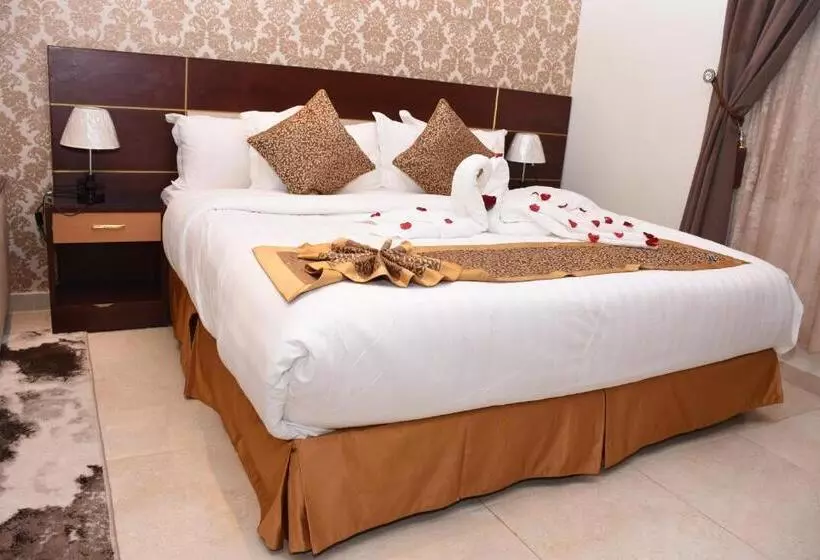 Pearl Palace Hotel Suits