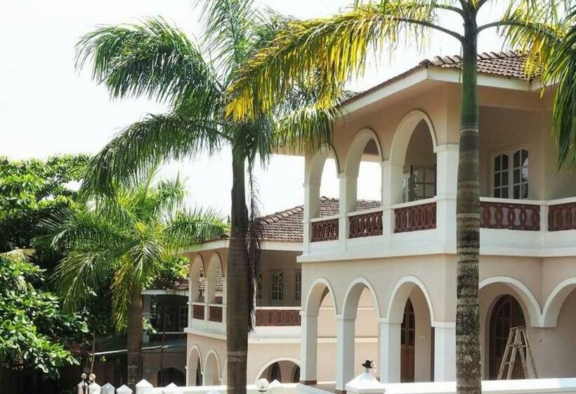 פנסיון Mandrem Rise Villas